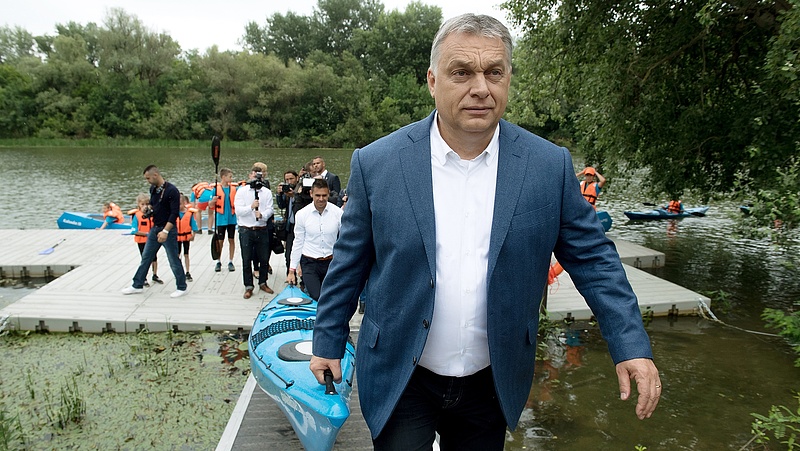 Orbán: A hazaszeretet szolgálják a sportberuházások