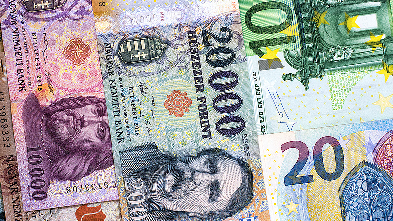 Két év után újra egymilliárd felett a magyar fizetési mérleg többlete
