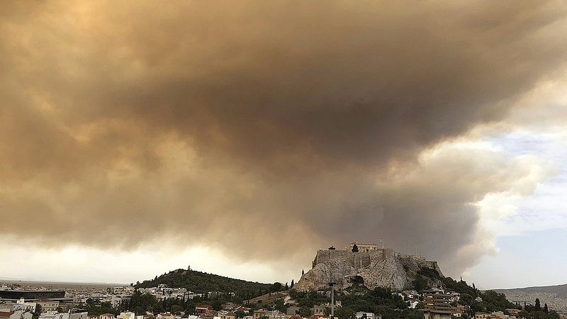 Athéni tűzvész: már legalább ötvenre nőtt a halálos áldozatok száma
