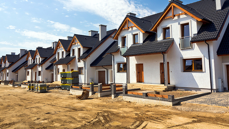 Beszakadtak a régiós ingatlanbefektetések, Magyarországon más kifutással számolnak