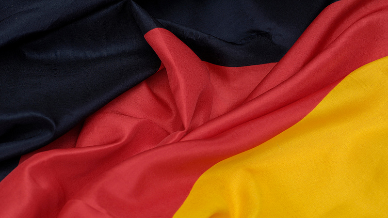 A kormányra készülő három német párt közül kettő már elfogadta a koalíciós szerződést