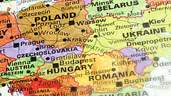 Elfogadták Ukrajnában a magyarok által támadott nyelvtörvényt