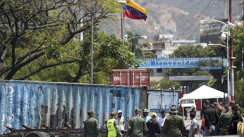 Bejelentették: az USA tárgyal Maduróval annak távozásáról