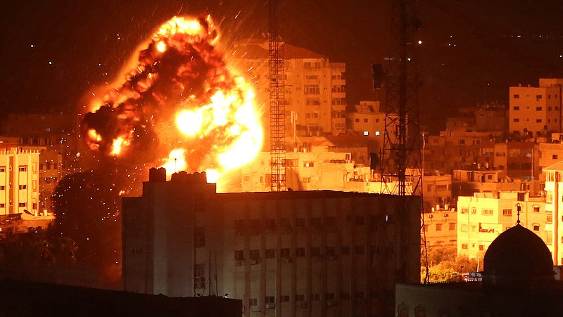 Megindultak az izraeli ellencsapások a Gázai övezetben
