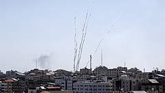 Több mint száz rakétát lőttek ki Gázából Izraelre