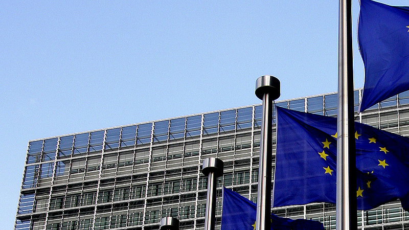 Pénzbírságot vetne ki Lengyelországra az Európai Bizottság