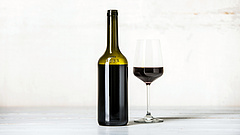 Egyforma palackba töltik a minőségi egri borokat