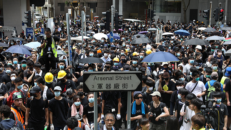 Nem csillapodott a kiadatási törvény miatti feszültség Hongkongban