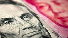 Tovább zuhant a jüan árfolyama