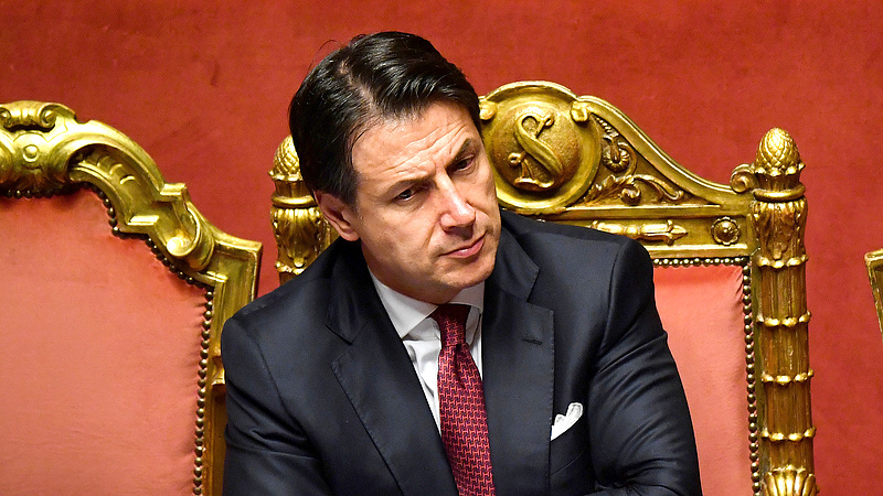 Forró a helyzet az olasz politikában