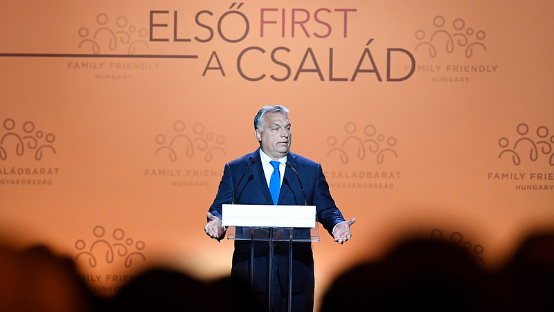Kiderült, Orbán Viktor szerint hogyan születik több gyerek