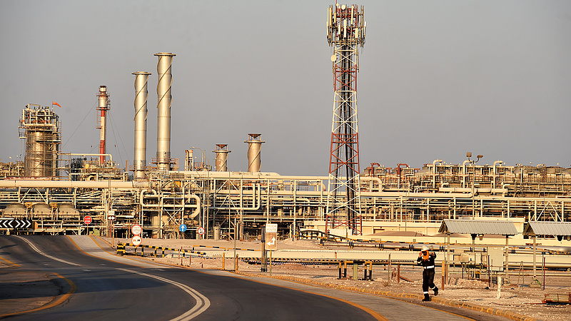 Az olajárakat egyelőre a szaúdi zsarolás sem hajtotta fel