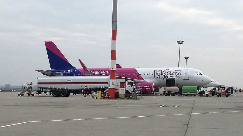 Nem fogadta a WizzAir párizsi járatát a debreceni reptér - Frissítés