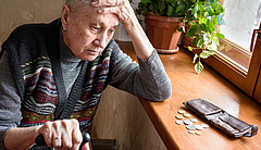 A nyugdíjasok megkeserülik, ha Varga Mihálynak igaza van