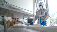 Tegnap 11 magyar beteg halt bele a koronavírus-fertőzésbe