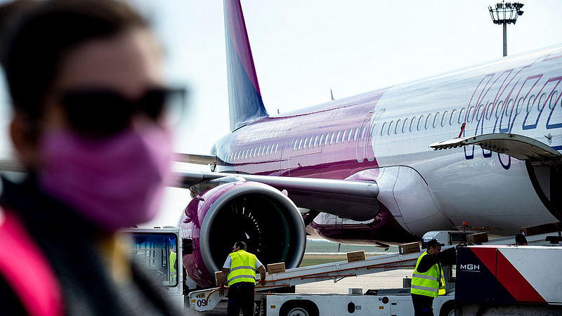 Kötelezővé teszi az oltást a Wizz Air a dolgozóknak
