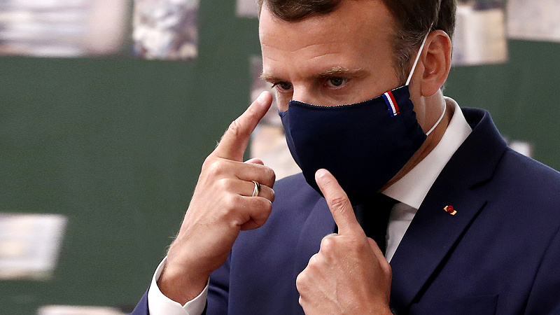 Emmanuel Macron is koronavírusos lett