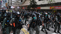 Újra könnygázt vetettek be Hongkongban