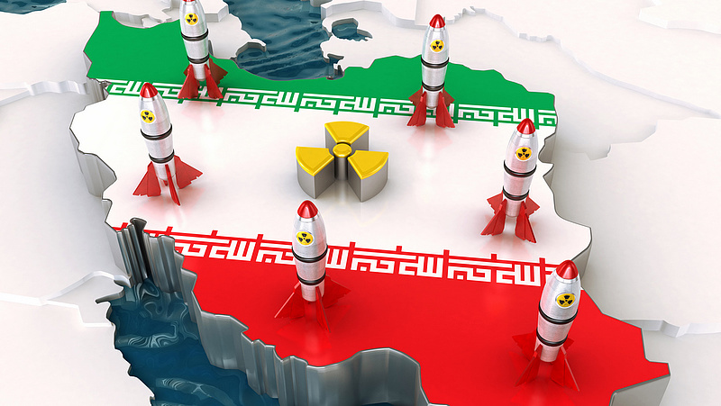 Irán leporolja atomprogramját, Európa aggódik