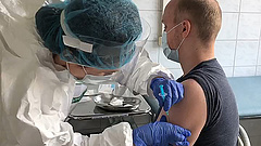 Koronavírus: állítólag hatékony az oroszok vakcinája