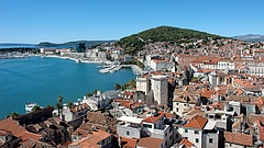 Horvátország: tengerparti szórakozóhelyeken terjed a koronavírus