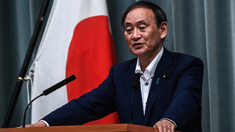 Egy év után máris távozhat a japán kormányfő