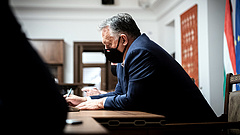 Orbán Viktor Ausztriából kér tanácsot