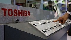 Leszámoltak a részvényesek a Toshiba vezetőjével