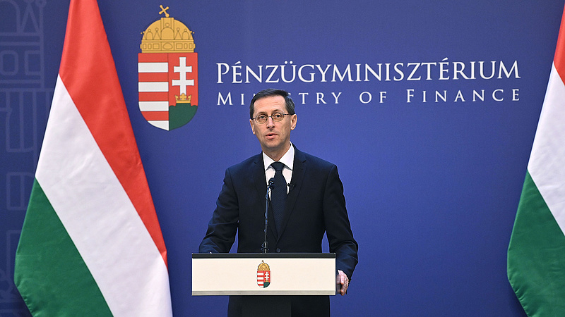 Újabb gazdasági intézkedéseket ígért Varga Mihály