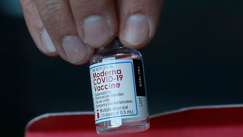 Újabb 200 millió adag vakcinát vásárol az amerikai kormány a Modernától