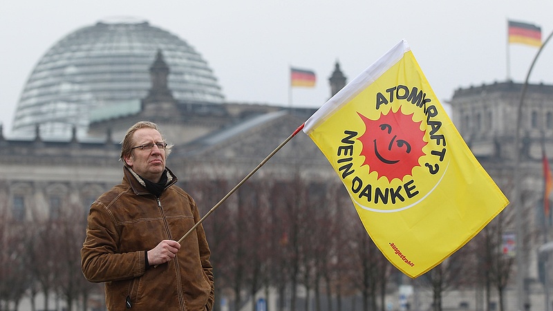Merkel búcsúzóul betömte a német atomerőmű-ipar száját
