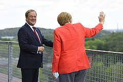 Merkel kétségbeesett mentőakcióba kezdett