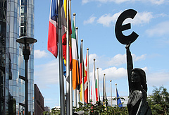 Euró: érdekes ötlettel állt elő Matolcsy György