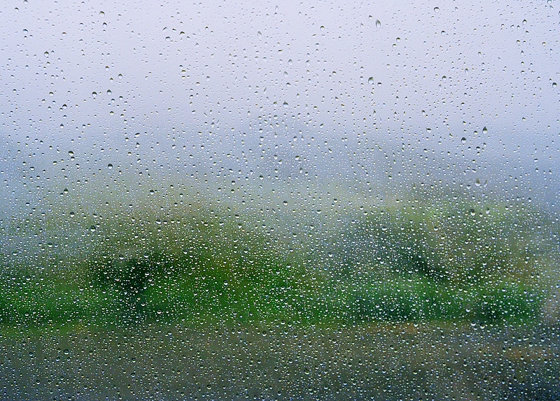 Komor őszbe fordulunk: eső, borult idő, eső várható