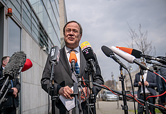 A CDU Armin Laschet pártelnököt javasolja kancellárnak
