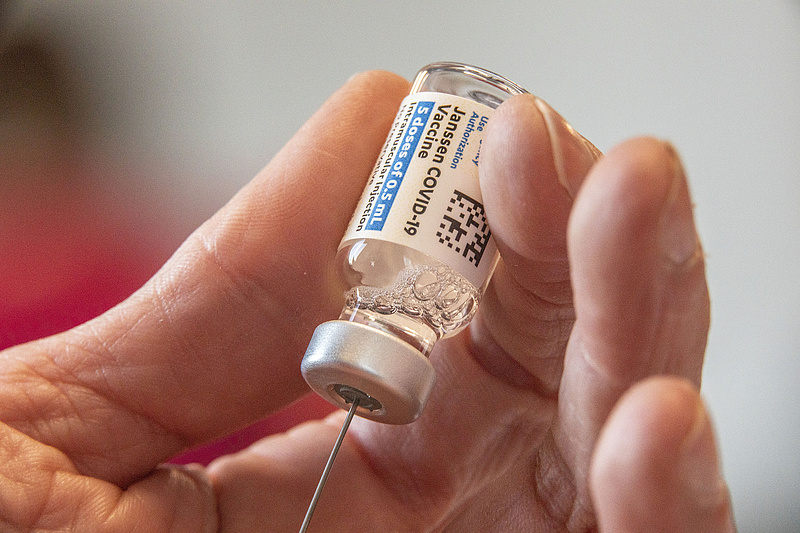 Jó hírt közölt a Johnson-vakcináról az Európai Gyógyszerügynökség