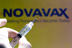 Új koronavírus-vakcinát engedélyezett az Európai Bizottság