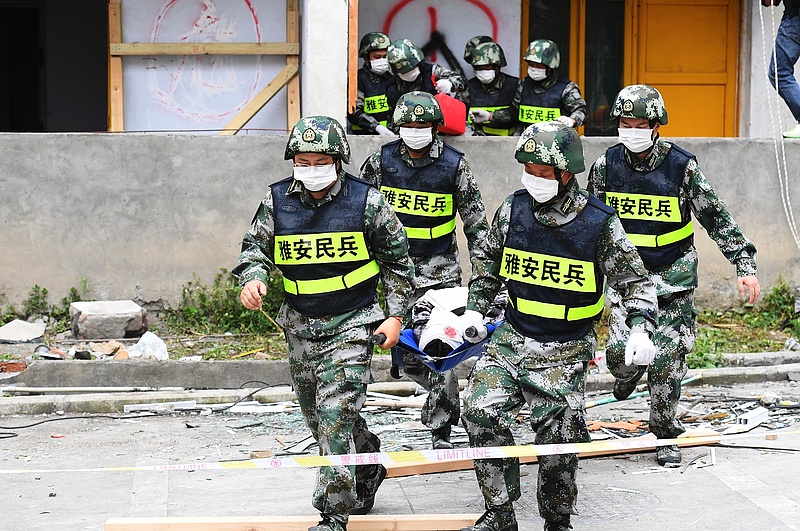 Több ember halálát okozó erős földrengések rázták meg Kínát