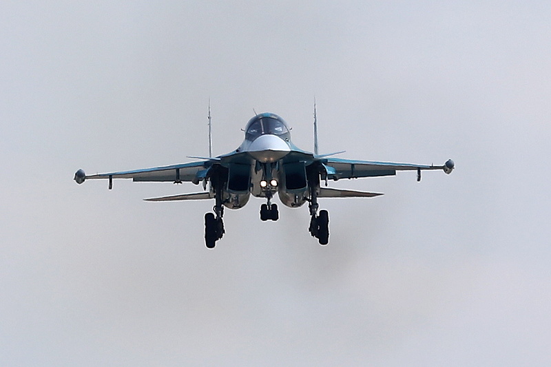 A Fekete-tenger felett fitogtatta erejét az orosz légierő