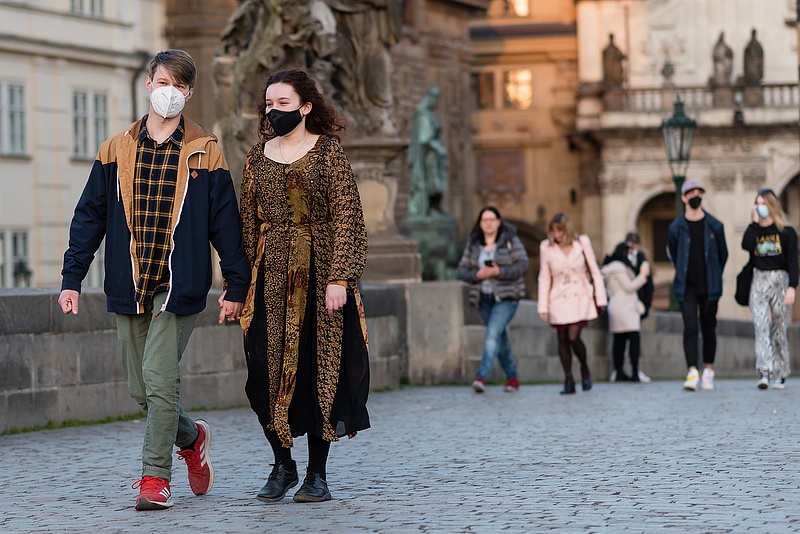 Csehország mutatja, mi várható az omikronjárványban