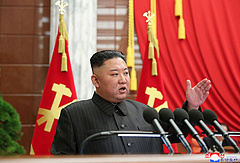 Kim Dzsongun elismerte, hogy Észak-Koreában éheznek