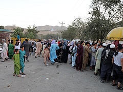 A tálibok elkezdték bevenni Kabult