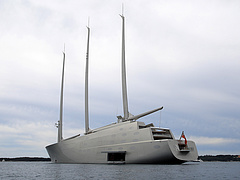 Egy 150 milliárd forint értékű jacht állt be Split kikötőjébe