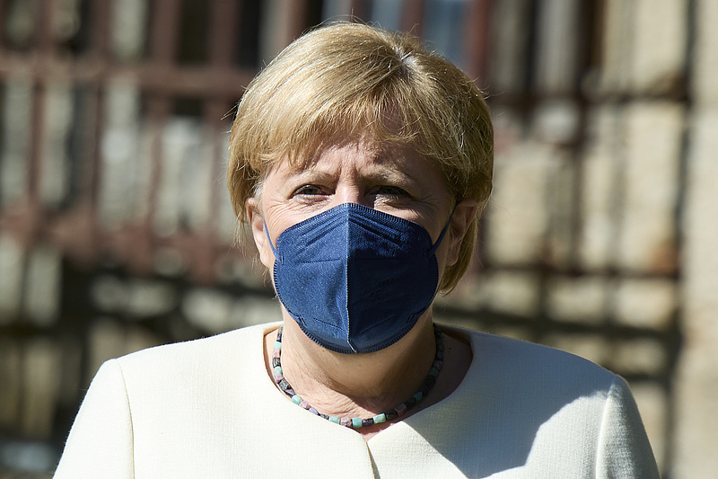 Búcsúüzenet Angela Merkeltől: minden oltás számít