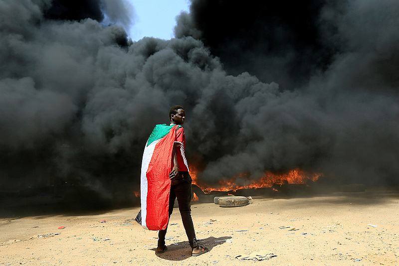 Megbénult az élet Szudán fővárosában a katonai puccs után