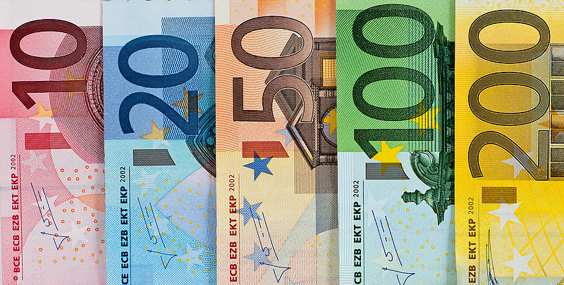 Az euró is osztozik a forint páriasorsán