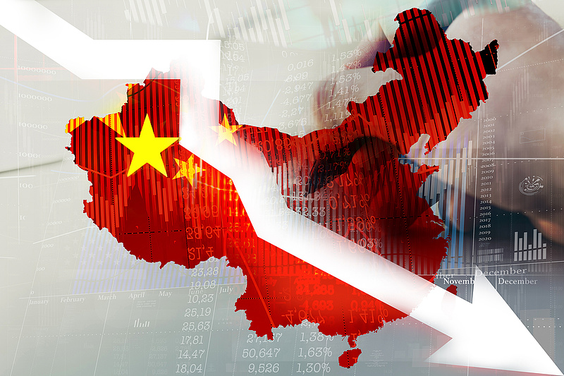 Több száz kínai vállalat zuhanhat a szakadékba