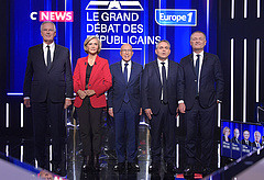 A vidéki, az öreg, a nő, a harapós vagy a doki rontson rá Macronra?