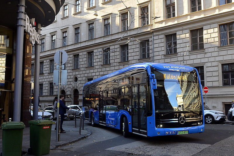 Ingyenes buszozással reklámoznák a tömegközlekedést a szlovákok