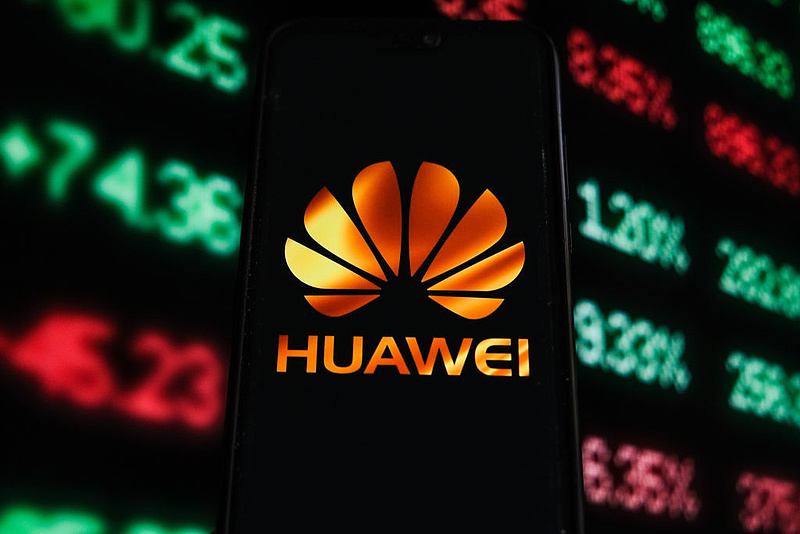 Durva évet zárt a Huawei